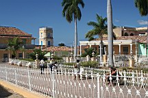 Trinidad, ville classe au patrimoine de l'Unesco avec sa belle place centrale avec ses magnifiques feroneries, ses ruelles surchauffes, sa rue commercante