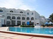 vue de la piscine extérieure de l'hotel Abir - djerba - Tunisie