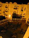 vue nocturne d'une terrasse de l'hotel Abir - djerba - Tunisie