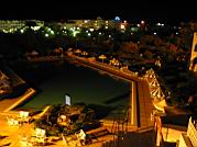 vue nocturne de la piscine de l'hotel Abir - djerba - Tunisie